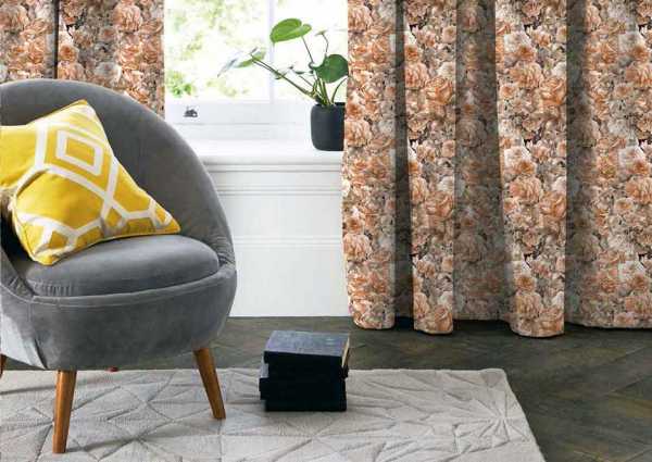Zdjęcie przedstawiające wizualizację wzoru do druku na materiałach dekoracyjnych, zasłonowych w malowane róże w stylu vintage w odcieniach pomarańczu i szarości