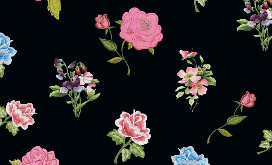 Zdjęcie prezentujące wzór do druku na tkaniny i dzianiny w haftowane kwiaty róż na tle w kolorze czarnym