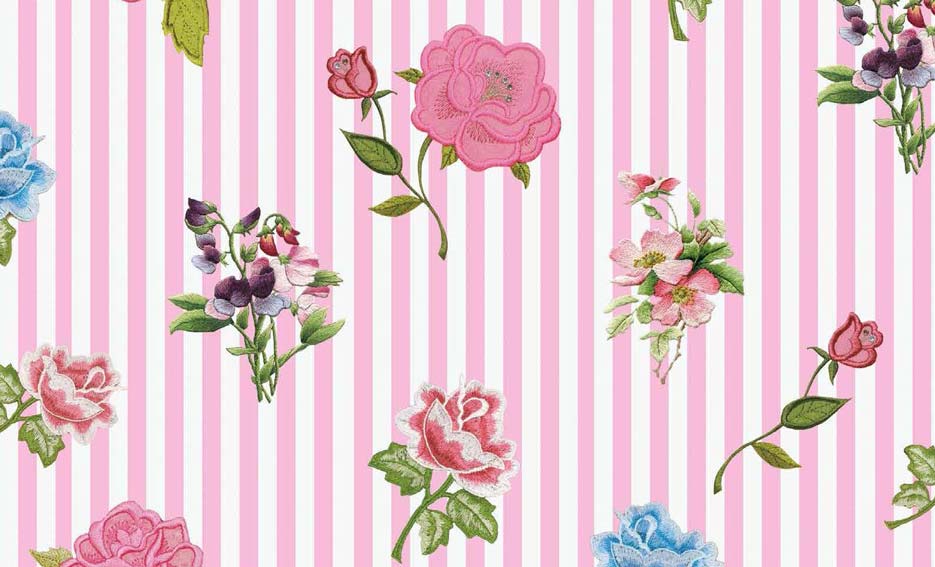 Zdjęcie przedstawiające wzór do nadruku na tkaniny i dzianiny w haftowane kwiaty róż na tle w różowo-białe paski